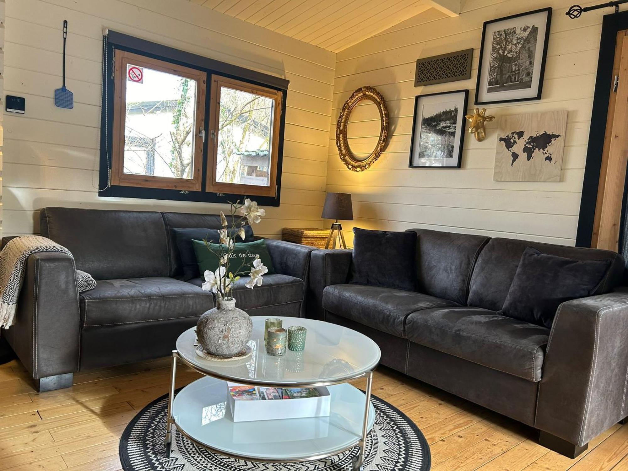 Carpe Diem, Het Ruime Chalet Met Houtkachel Nabij Wildlands Emmen Schoonebeek Eksteriør bilde